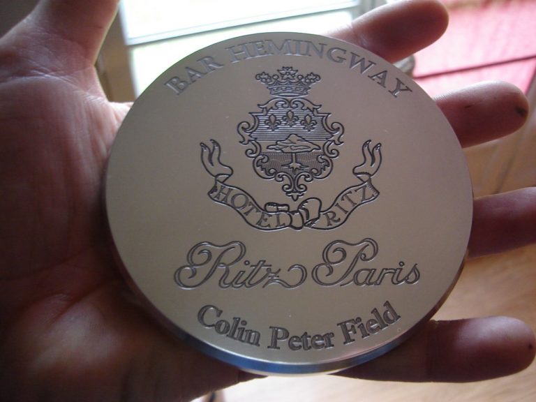 Trophees divers en cuivre